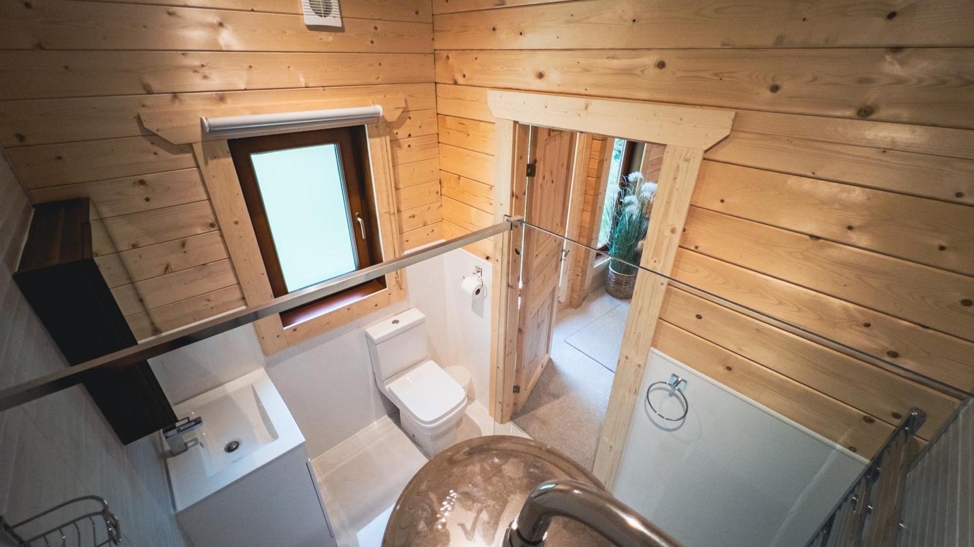 Sundance Lodge, Fantastic New Cabin With Hot Tub - Sleeps 6 - Largest In Felmoor Park Morpeth Rum bild