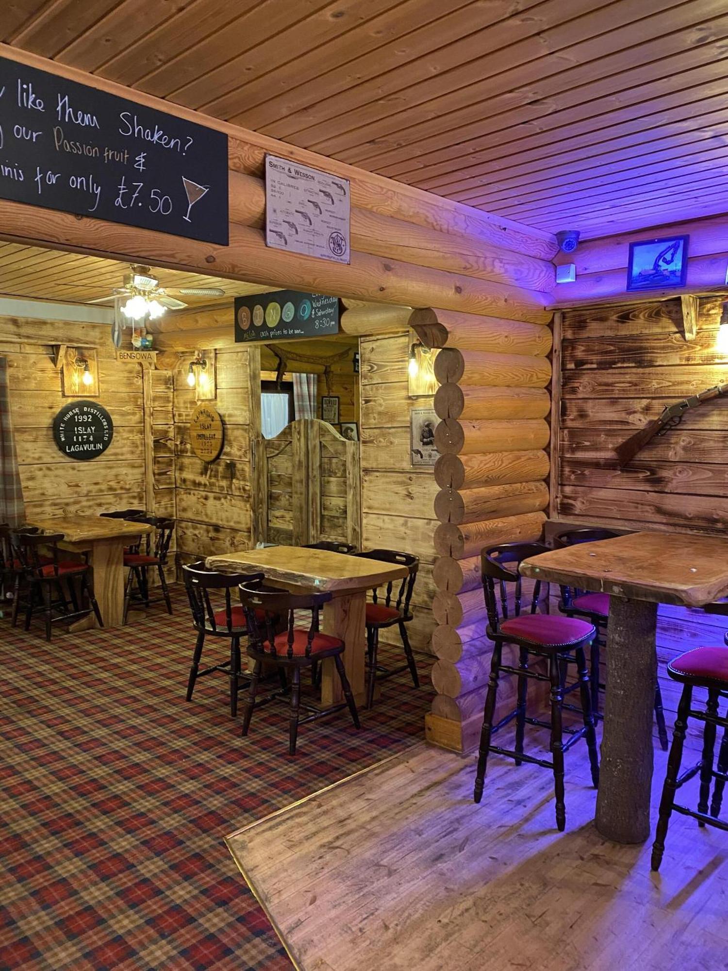 Sundance Lodge, Fantastic New Cabin With Hot Tub - Sleeps 6 - Largest In Felmoor Park Morpeth Exteriör bild